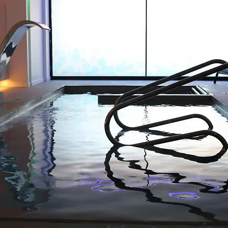 호텔 네그레스코 - 성인 전용